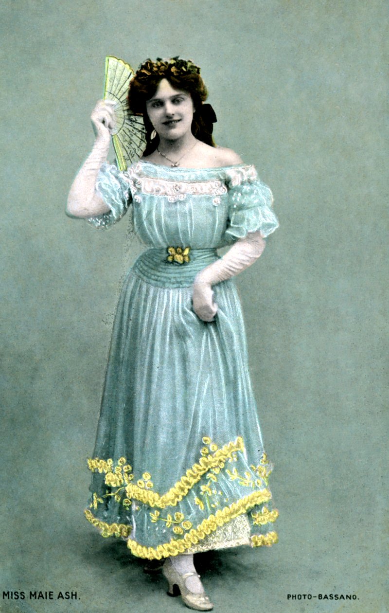 Maie Ash, aktorka, 1905. autorstwa Bassano Studio