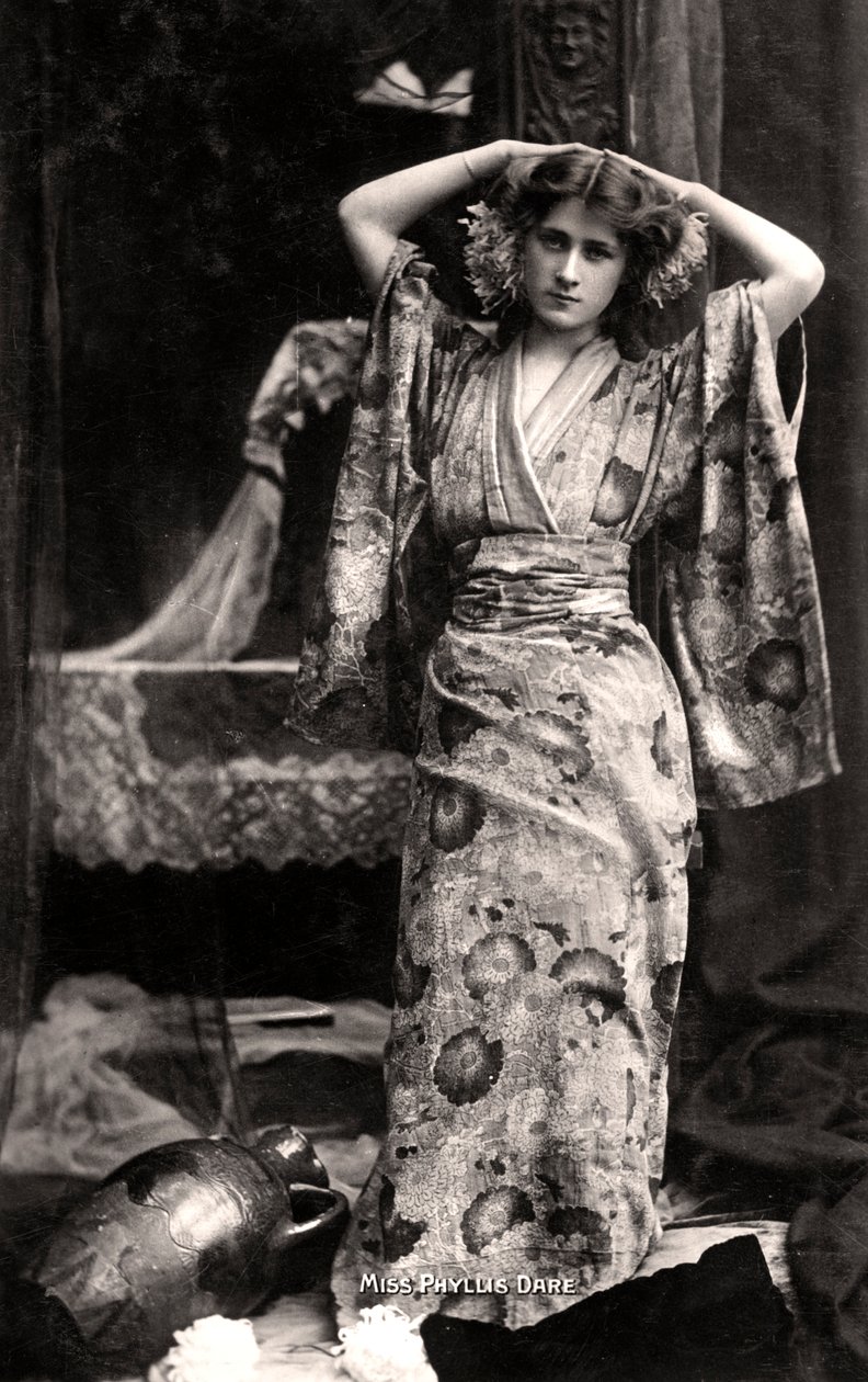 Phyllis Dare 1890-1975, angielska aktorka, 1906. autorstwa Bassano Studio