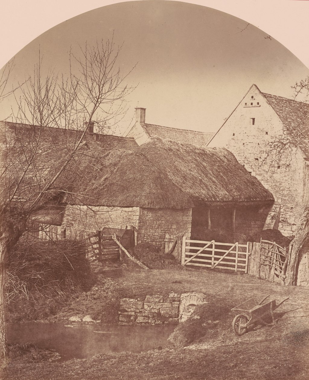 Farm Yard, Prestbury koło Cheltenham, ok. 1855 (zdjęcie) autorstwa Baynham Jr. Jones