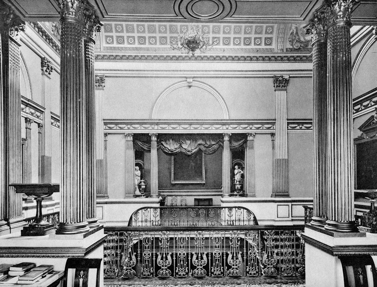 Wielkie schody, Londonderry House, 1908. autorstwa Bedford Lemere and Company