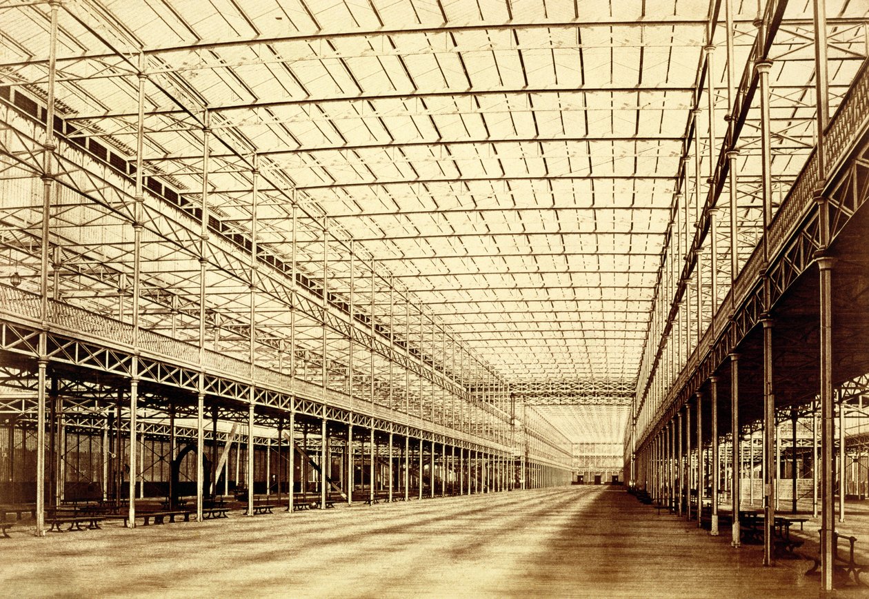 The Nave w Crystal Palace, Hyde Park, marzec 1852 (odbitka albumowa z negatywu kalotypu) autorstwa Benjamin Brecknell Turner