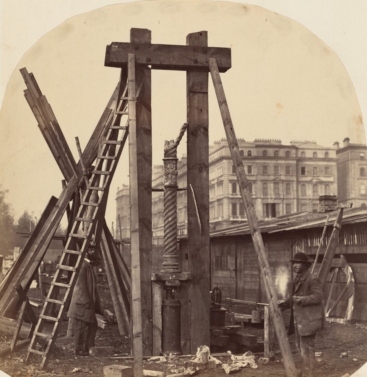 Budowa Międzynarodowej Wystawy w South Kensington w 1862 roku (zdjęcie) autorstwa Benjamin L. Spackman