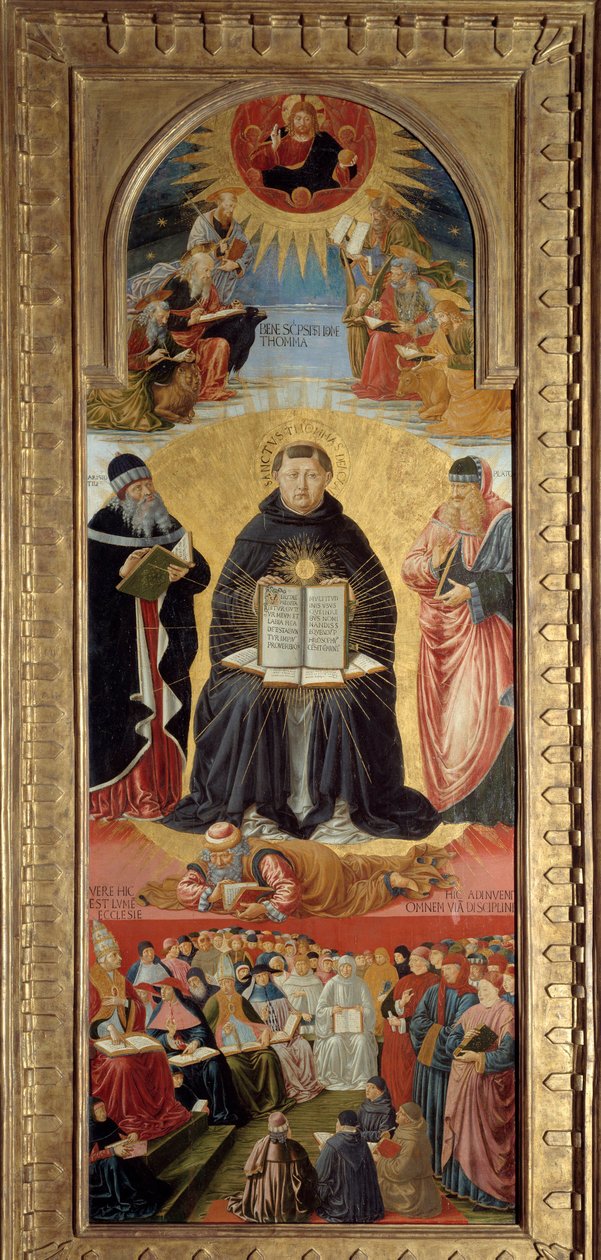 Triumf św. Tomasza z Akwinu (1225-1274) jest reprezentowany w otoczeniu Platona (z prawej) i Arystotelesa, których jest uczniem. U jego stóp położył się Wilhelm z Saint-Amour. Na górze Chrystus błogosławi ewangelistom. Poniżej papież Sykstus IV (1414-1484) autorstwa Benozzo di Lese di Sandro Gozzoli