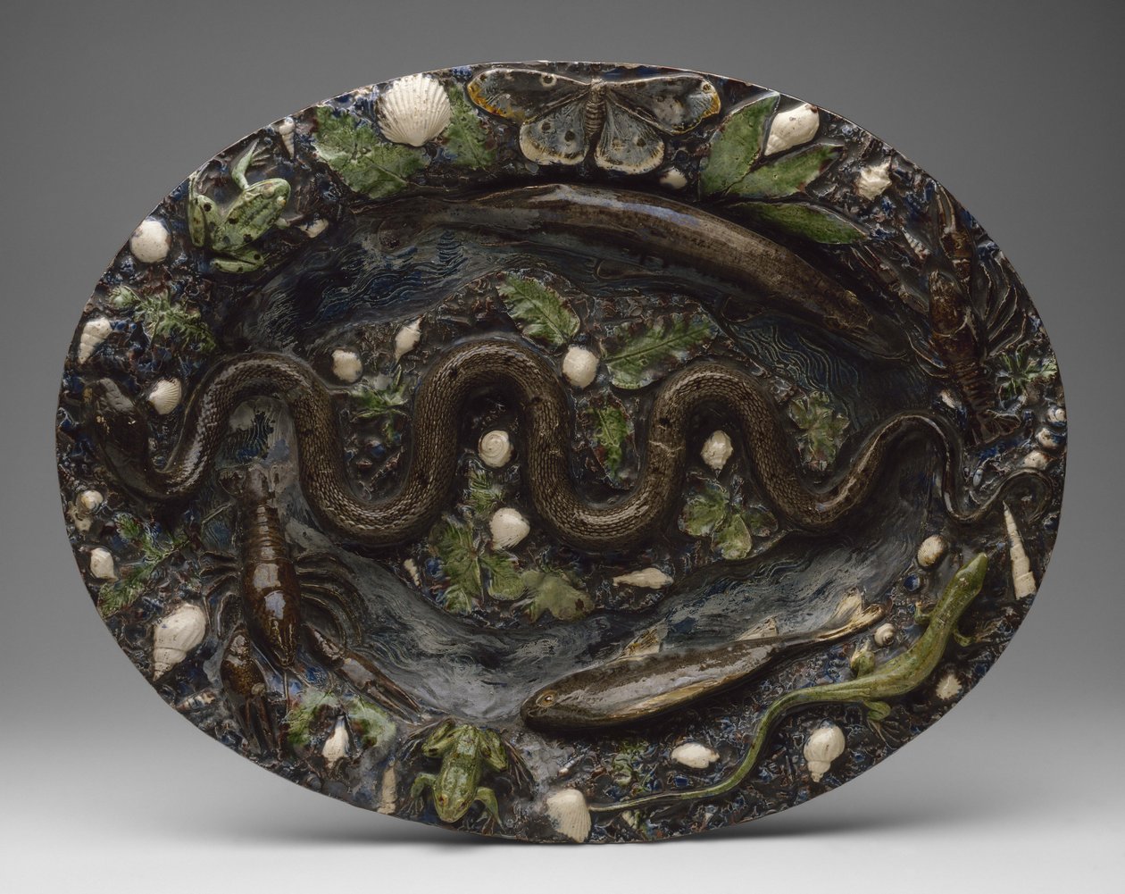 Naczynia rustykalne: Naczynie z ornamentami zwierzęcymi i roślinnymi, II poł. XVI w autorstwa Bernard Palissy