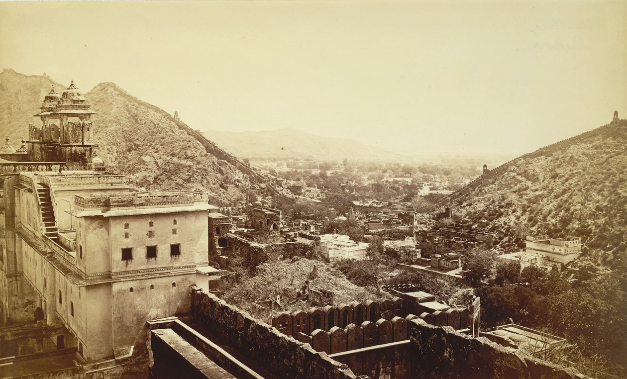 Ogólny widok na Umbher, Jeypoor (Jaipur) autorstwa Bourne & Shepherd