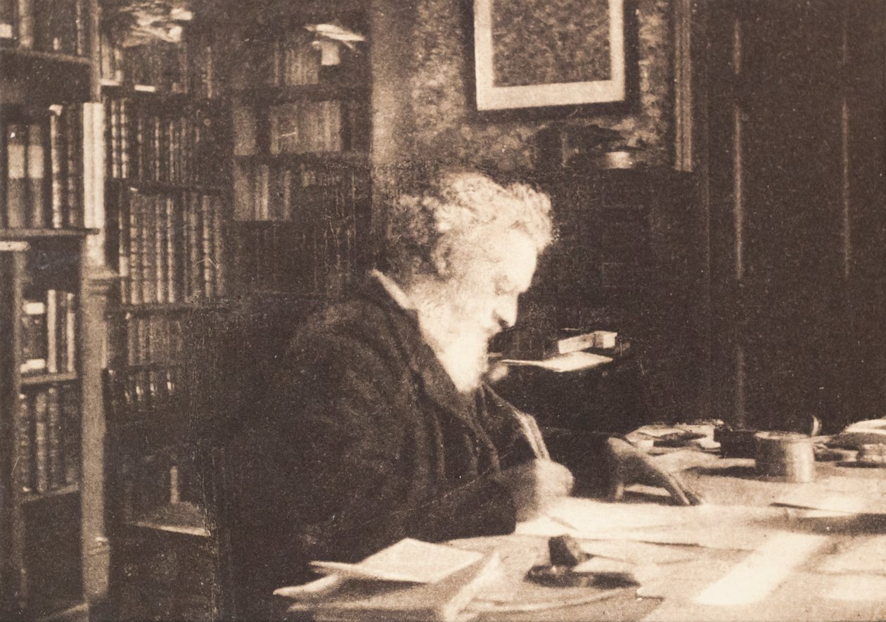William Morris w swojej bibliotece w Kelmscott House, Hammersmith autorstwa British Photographer