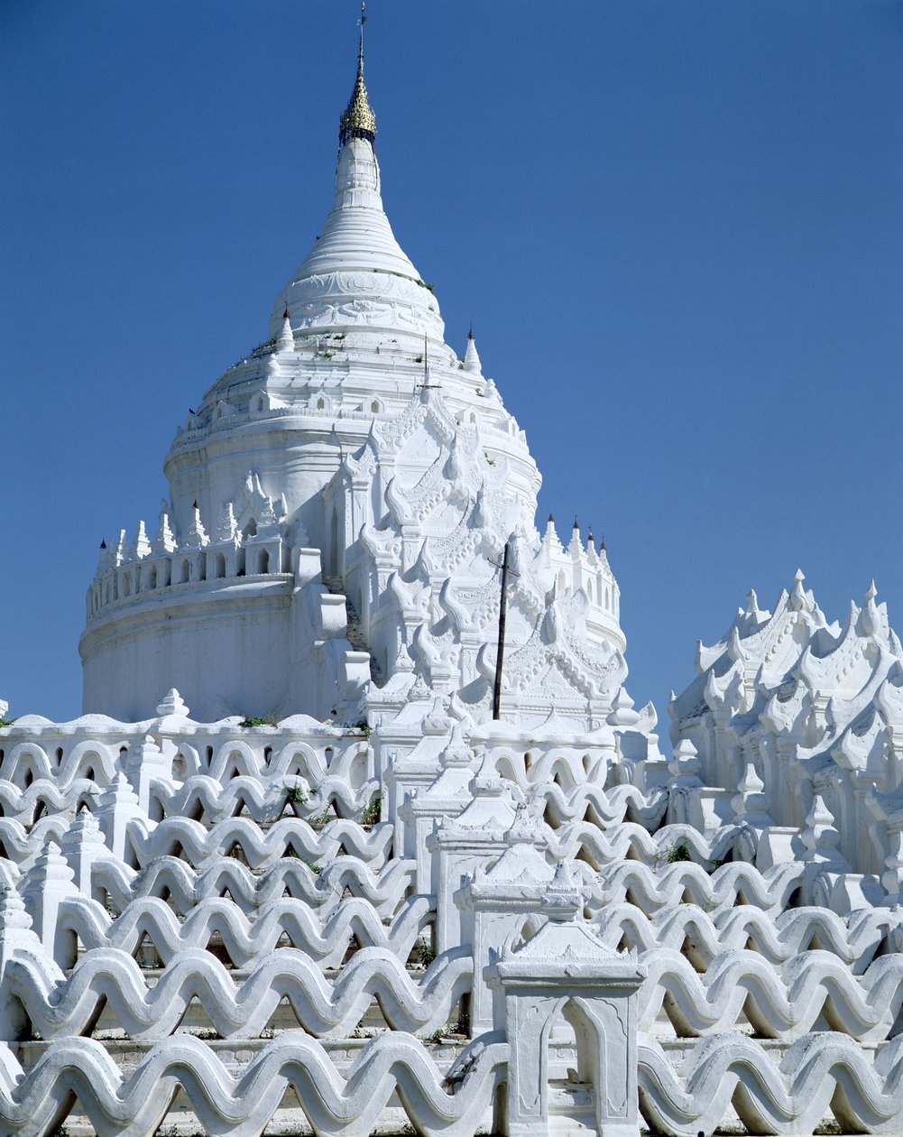 Hsinbyume Paya, zbudowany w 1816 r. autorstwa Burmese School