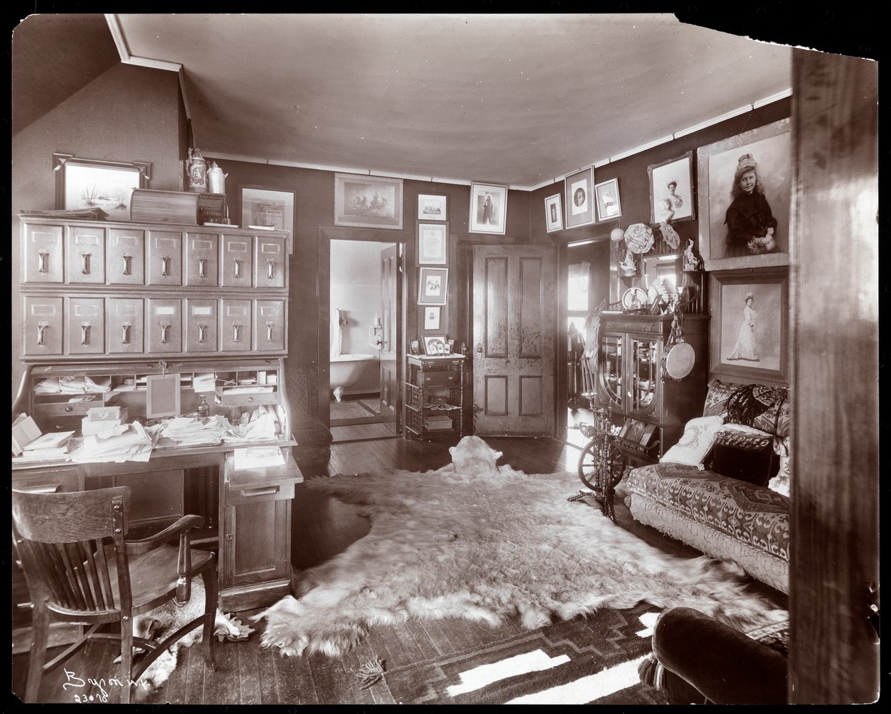 Gabinet w rezydencji Madame Schumann-Heink, 1906 (srebrny odbitka żelatynowa) autorstwa Byron Company