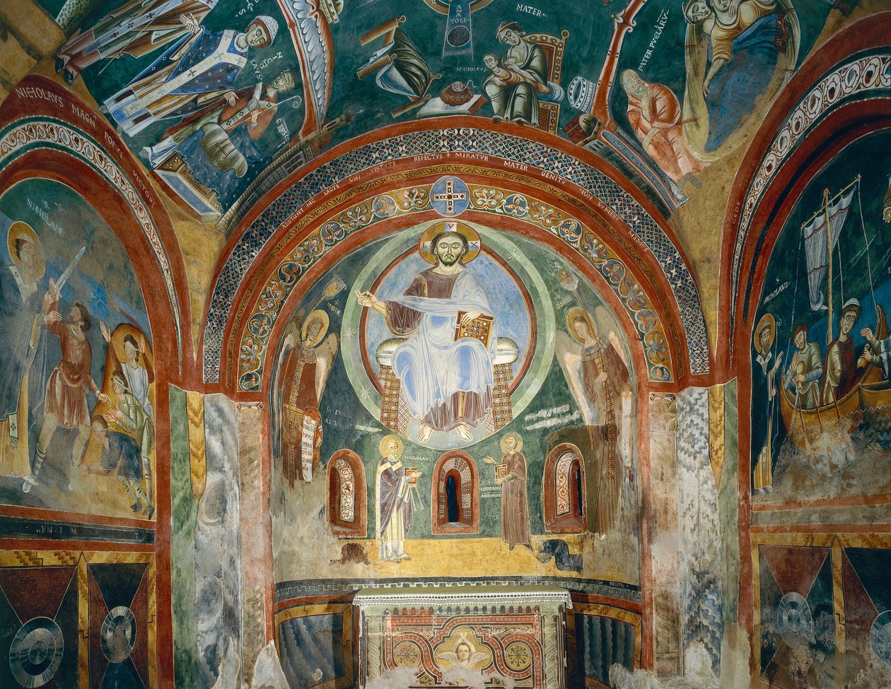 Kaplica św. Eldrada i św. Mikołaja z romańskimi freskami w stylu bizantyjskim, koniec XI w., Opactwo Novalesa, Piemont, Włochy autorstwa Byzantine