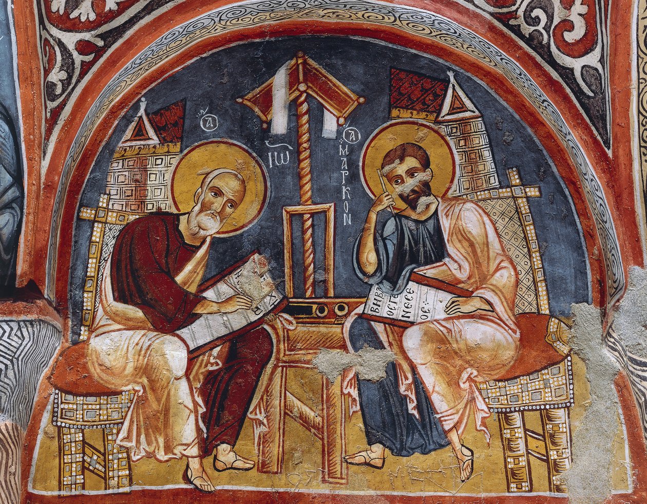 Ewangeliści Łukasz i Mateusz piszący Ewangelie, Karanlik Kilise (Ciemny Kościół) (XII-XIII w.), Goreme (Lista Światowego Dziedzictwa UNESCO) autorstwa Byzantine