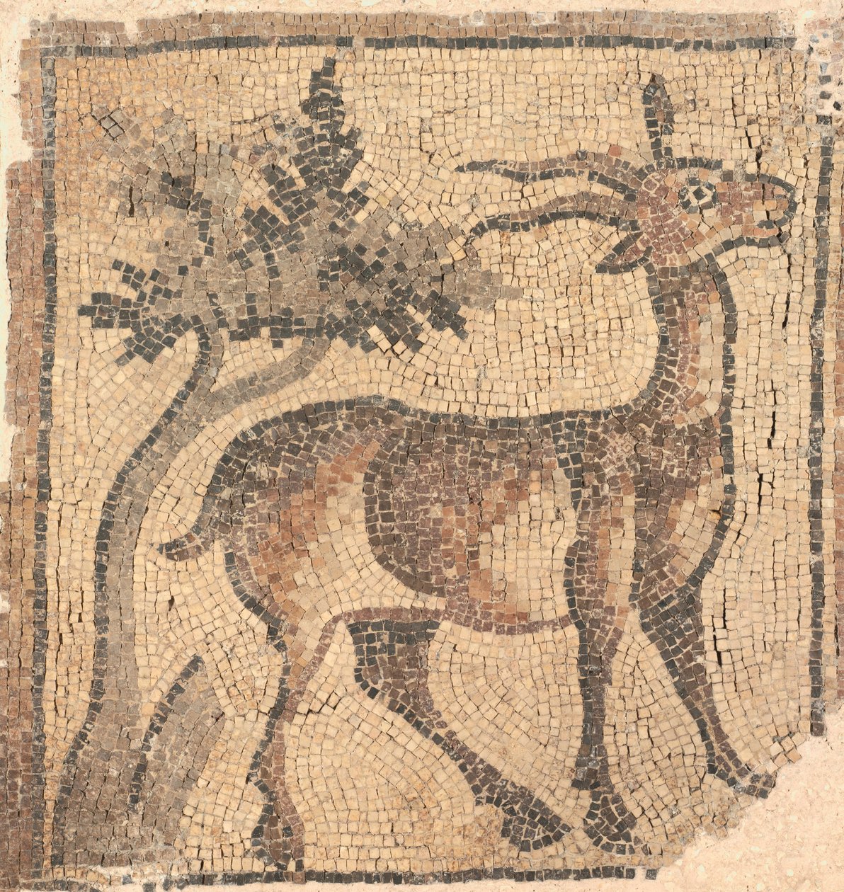 Baran w pobliżu drzewa, 400s autorstwa Byzantine