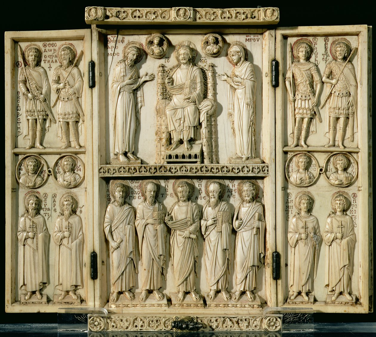 Tryptyk Harbaville przedstawiający Chrystusa na tronie z Dziewicą i św. Janem Chrzcicielem, inne panele przedstawiające świętych, z Konstantynopola autorstwa Byzantine