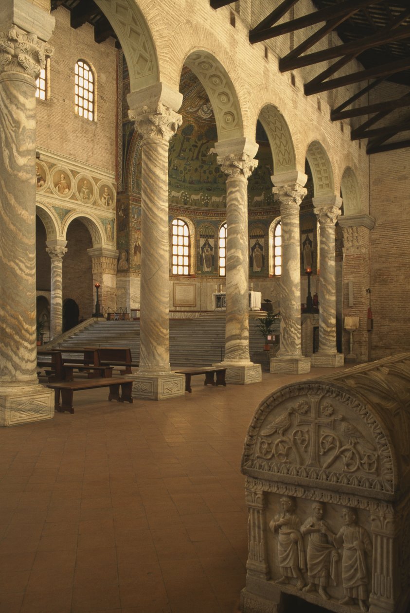 Wnętrze kościoła autorstwa Byzantine School