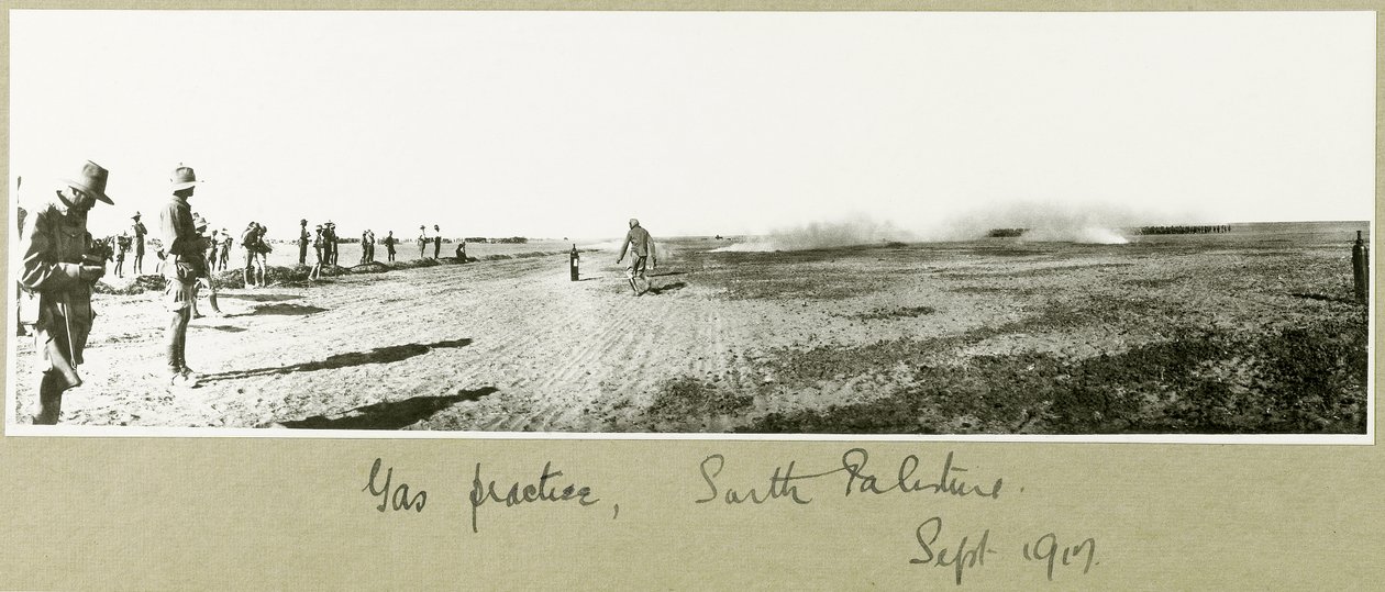 Praktyka gazowa, Południowa Palestyna, wrzesień 1917 autorstwa Capt. Arthur Rhodes