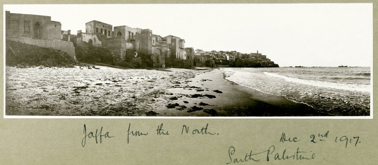 Jaffa z północy, 2 grudnia 1917 autorstwa Capt. Arthur Rhodes