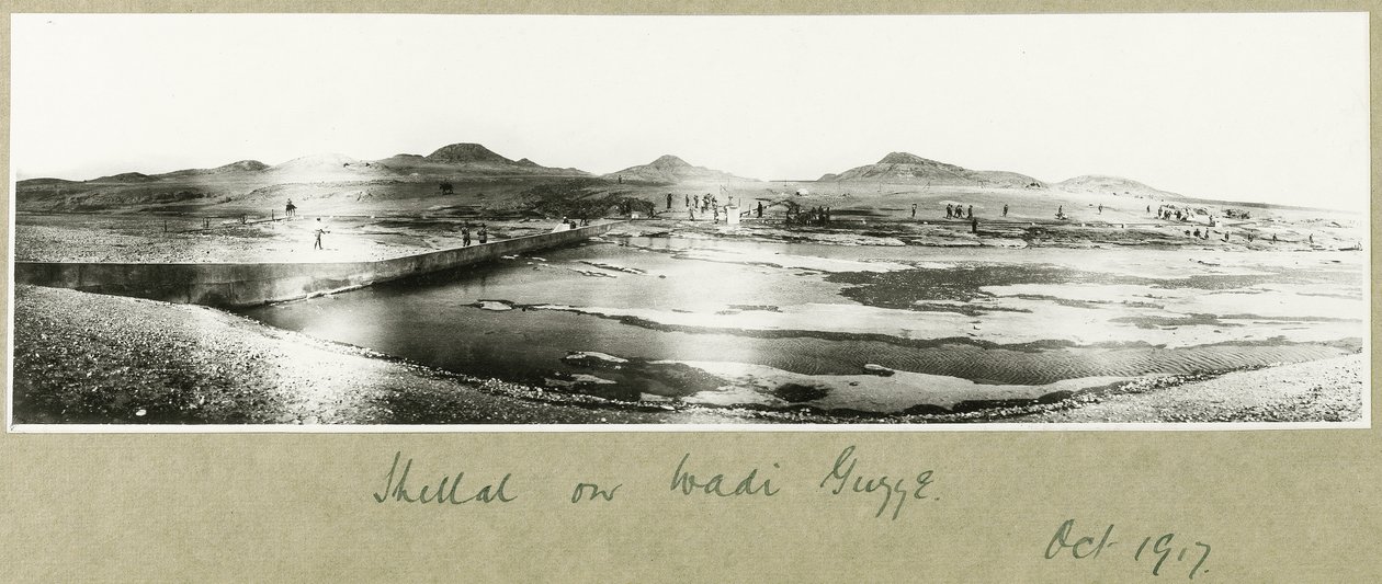 Shellal nad Wadi Guzzeh, październik 1917 r. autorstwa Capt. Arthur Rhodes