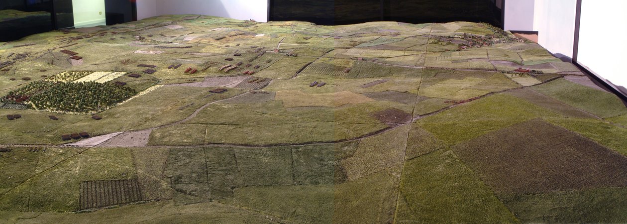 Diorama bitwy pod Waterloo przedstawiająca wojska ustawione na godzinę 19.45 w dniu 18 czerwca 1815 r. (media mieszane) (szczegółowo) autorstwa Capt. William Siborne