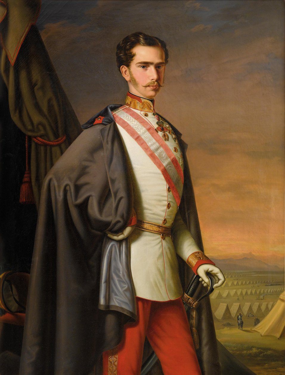 Cesarz Austrii Franciszek Józef w mundurze feldmarszałka, w tle obóz polowy autorstwa Carl Lemmermayer