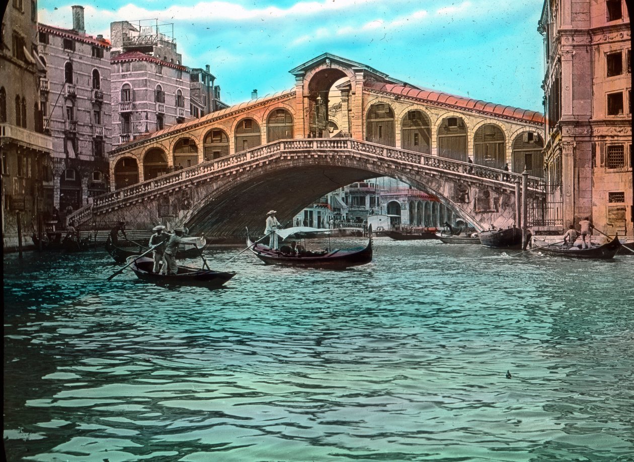 Włochy, Wenecja, most Rialto i Wielki Kanał, data zdjęcia: około 1910 r. Archiwum Carla Simona autorstwa Carl Simon