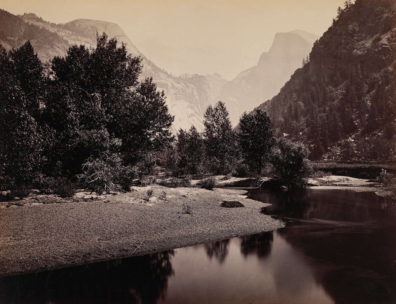 Odległy widok na kopuły, Yosemite Valley, Kalifornia autorstwa Carleton E. Watkins