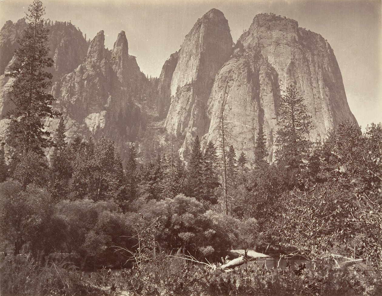Skały katedralne i iglice, ca. 1872, wydrukowany ca. 1876. autorstwa Carleton E. Watkins.