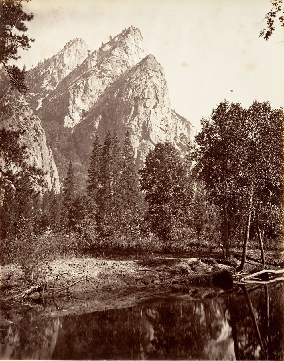 Trzej Bracia, Yosemite, ca. 1872, wydrukowany ca. 1876. autorstwa Carleton E. Watkins.