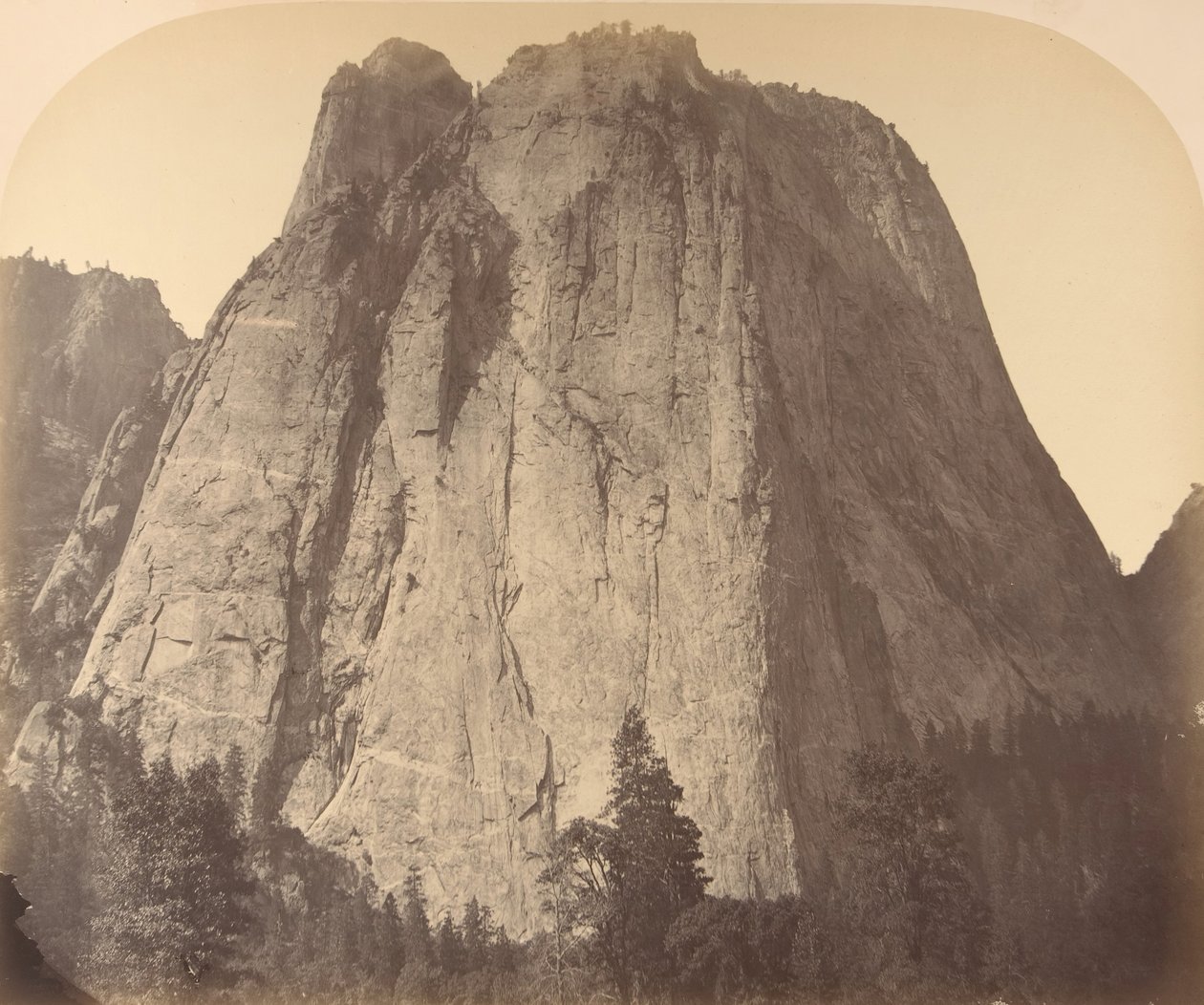 Katedra Skała, 1861. autorstwa Carleton Emmons Watkins