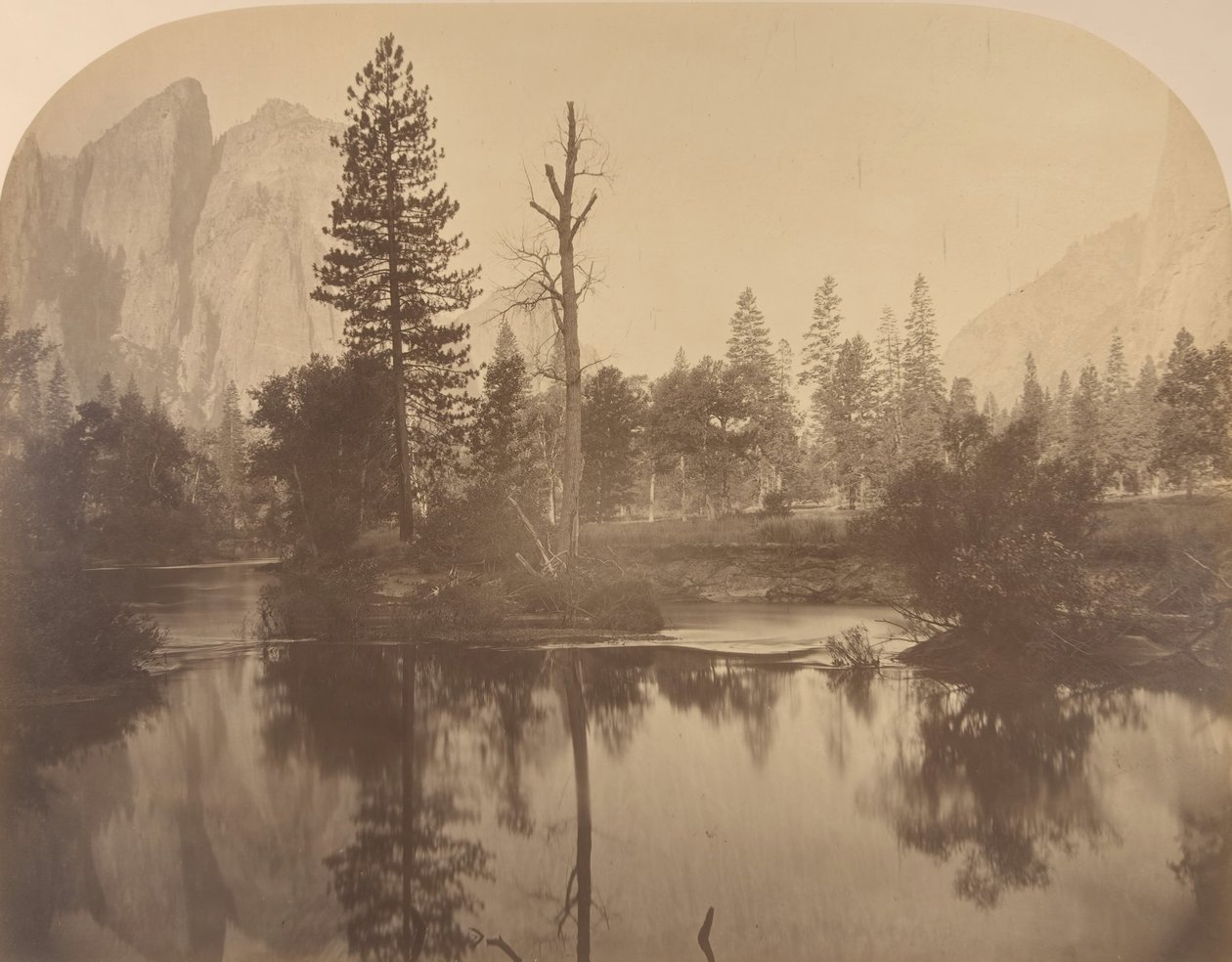 River View Down Valley, Cathedral Rock po lewej, 1861. autorstwa Carleton Emmons Watkins
