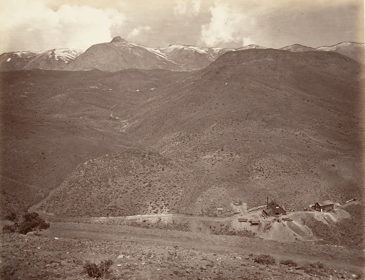 Szyb tunelu Sutro nr 2, 1875, wydrukowany ca. 1876. autorstwa Carleton Emmons Watkins