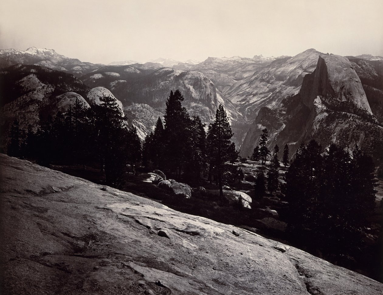 Widok z kopuły wartowniczej, Yosemite, 1865-66. autorstwa Carleton Emmons Watkins