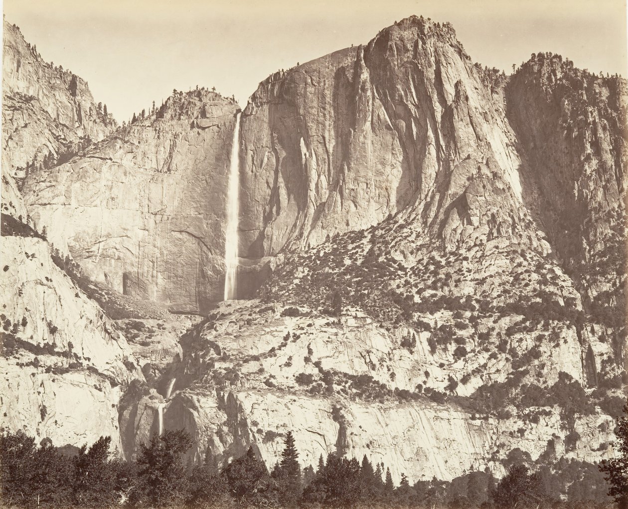 Wodospad Yosemite, 2634 stóp, ca. 1872, wydrukowany ca. 1876. autorstwa Carleton Emmons Watkins