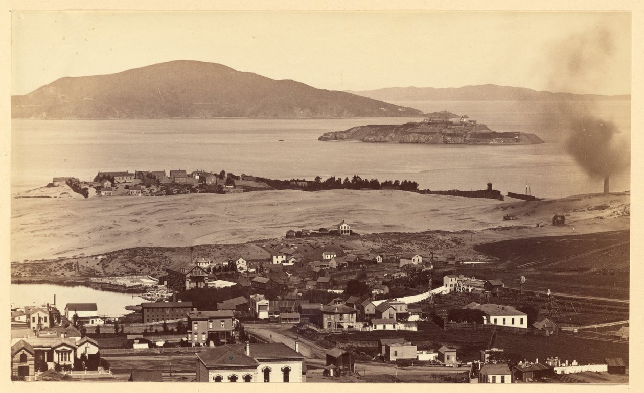 Alcatraz i Black Point z Russian Hill, San Francisco autorstwa Carleton Watkins