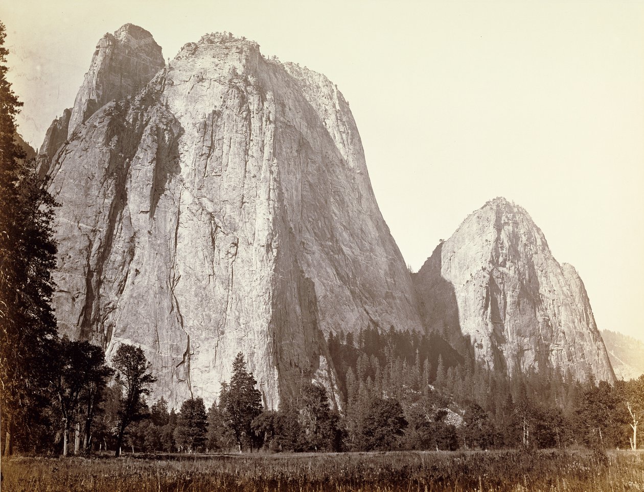 [Skały katedralne] autorstwa Carleton Watkins