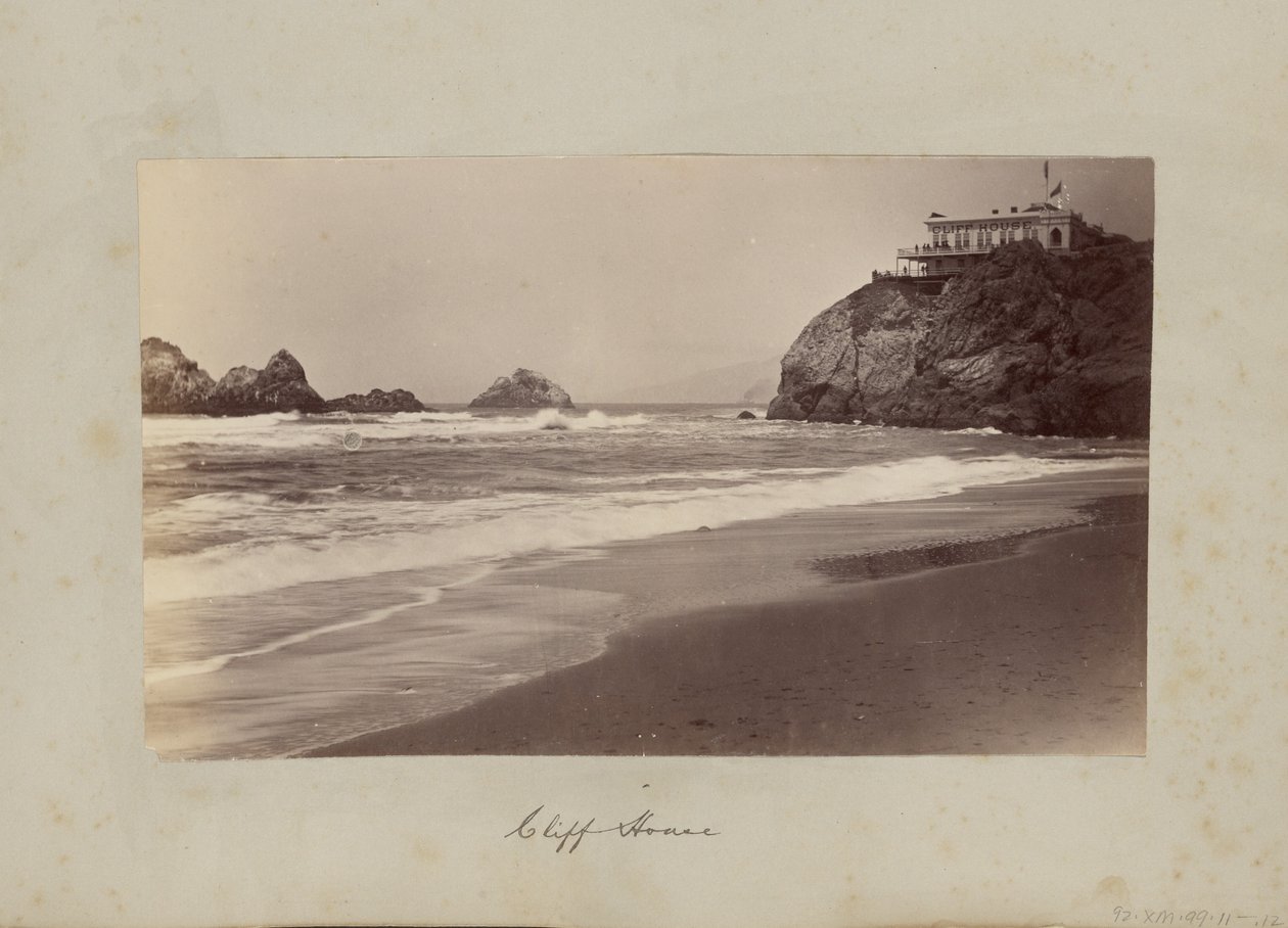 Dom na klifie autorstwa Carleton Watkins