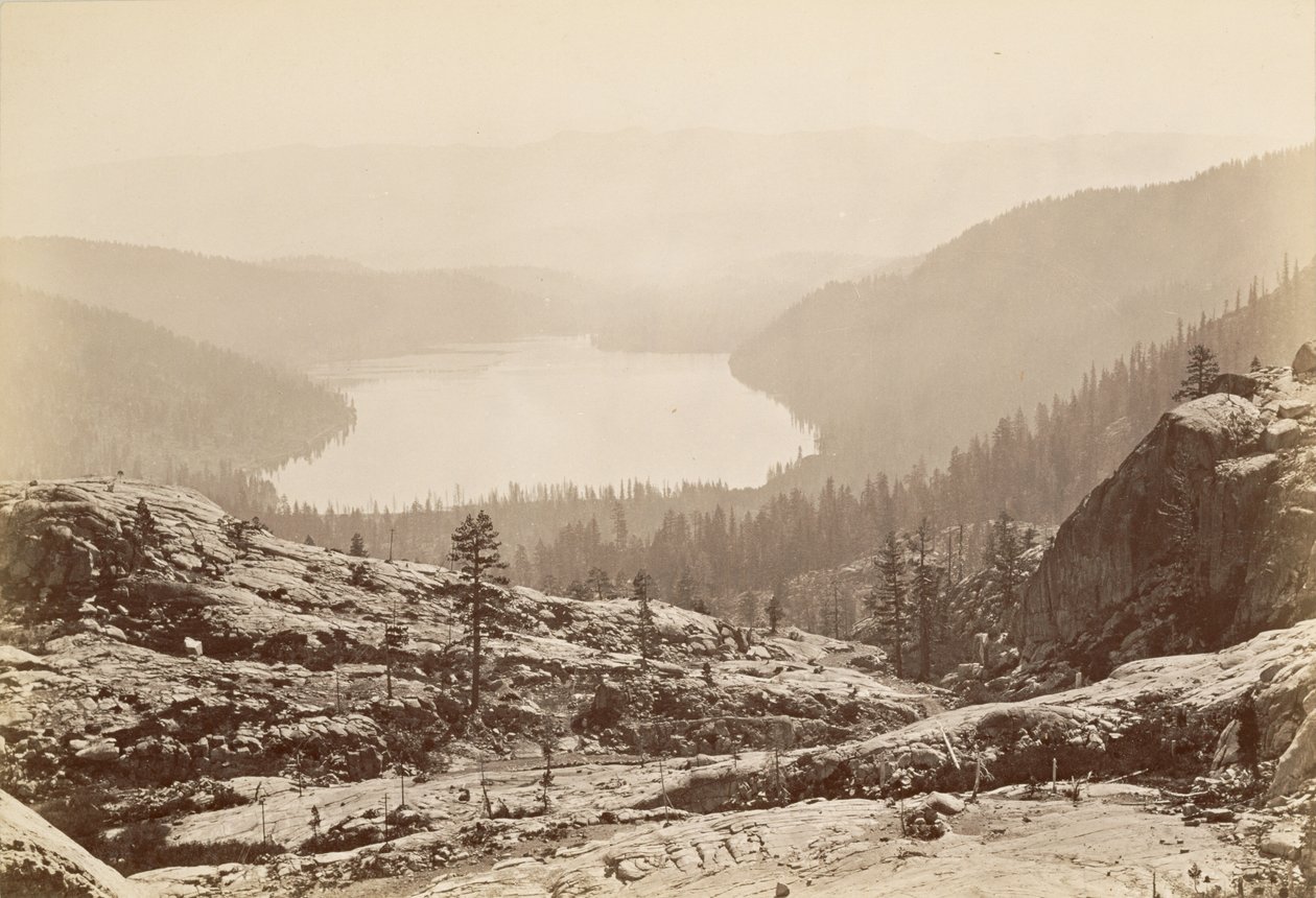 [Jezioro Donner, Kalifornia] autorstwa Carleton Watkins