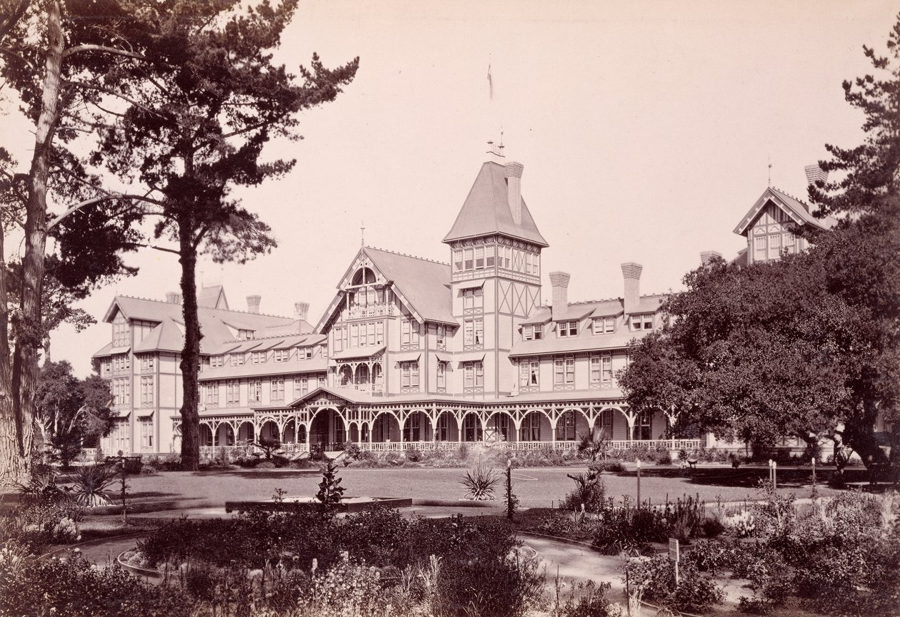 Hotel Del Monte, Monterey autorstwa Carleton Watkins