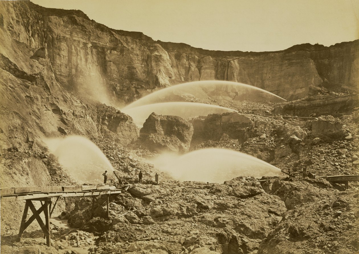 [Malakoff Diggings, hrabstwo Nevada, Kalifornia]. autorstwa Carleton Watkins