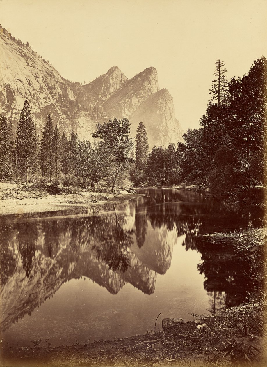[Lustro. Trzej bracia.] autorstwa Carleton Watkins