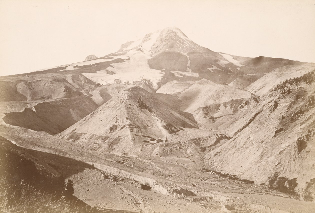 [Szczyt Mount Hood, Oregon] autorstwa Carleton Watkins