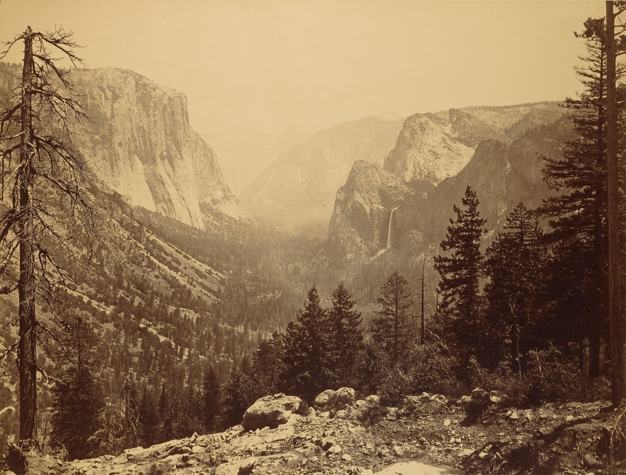 Dolina Yosemite z Inspiration Point, szlak Mariposa / Ogólny widok doliny z Inspiration Point autorstwa Carleton Watkins
