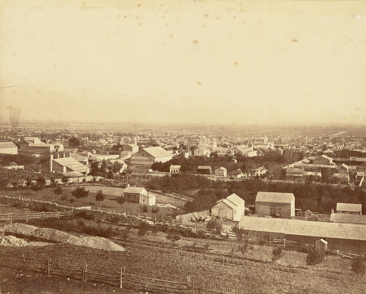 Utah - Widok na Salt Lake City, Utah autorstwa Carleton Watkins