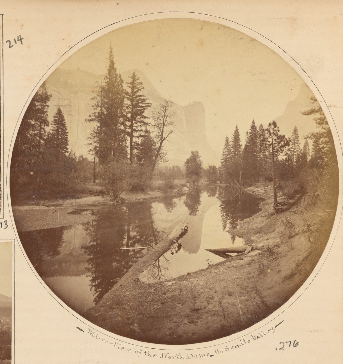 Kolumny Waszyngtona autorstwa Carleton Watkins