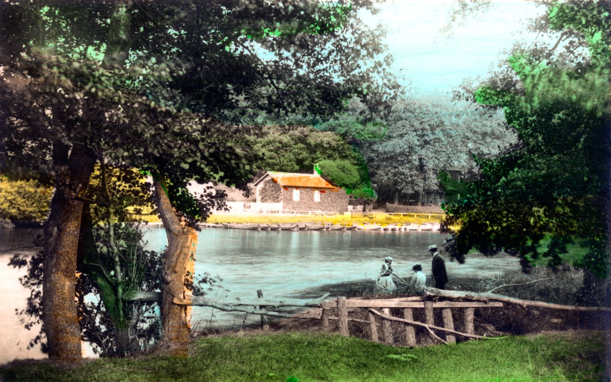 Ruswarp Dam, Whitby, North Yorkshire, 1926. autorstwa Cavenders Ltd