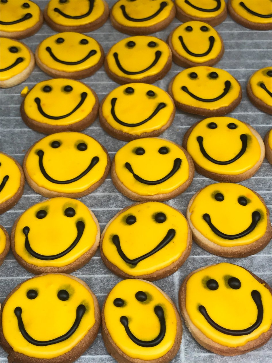 Skład - Smiley, 2019 (zdjęcie ilustracyjne) autorstwa Cécile Jamet