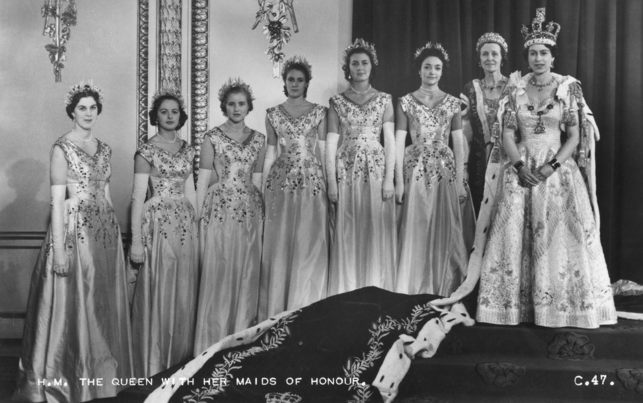 HM Królowa Elżbieta II z paniami honorowymi, Koronacja, 2 czerwca 1953 autorstwa Cecil Beaton