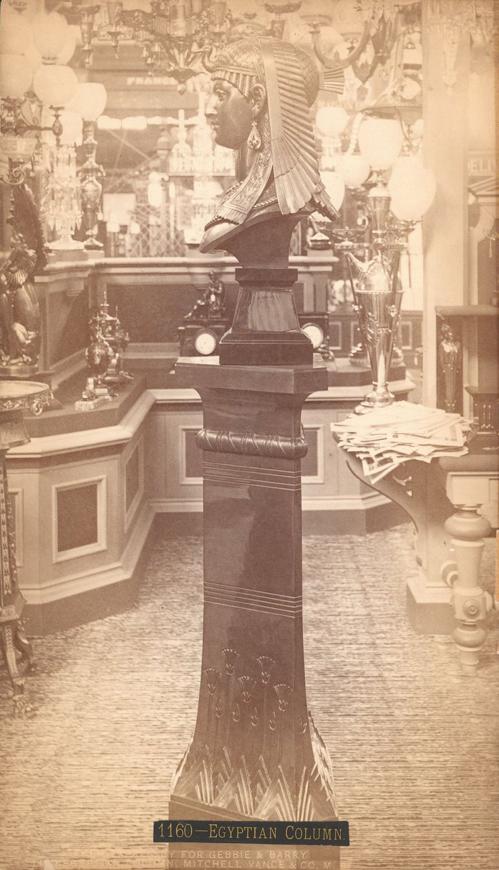 Kolumna egipska, Mitchell, Vance & Co., Gmach Główny, Wystawa Stulecia, Filadelfia autorstwa Centennial Photographic Co.