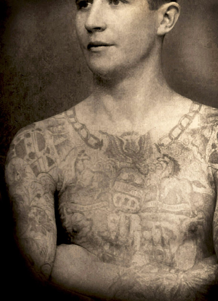 Karta gabinetu wytatuowanego mężczyzny, ok.1880 autorstwa Charles Eisenmann