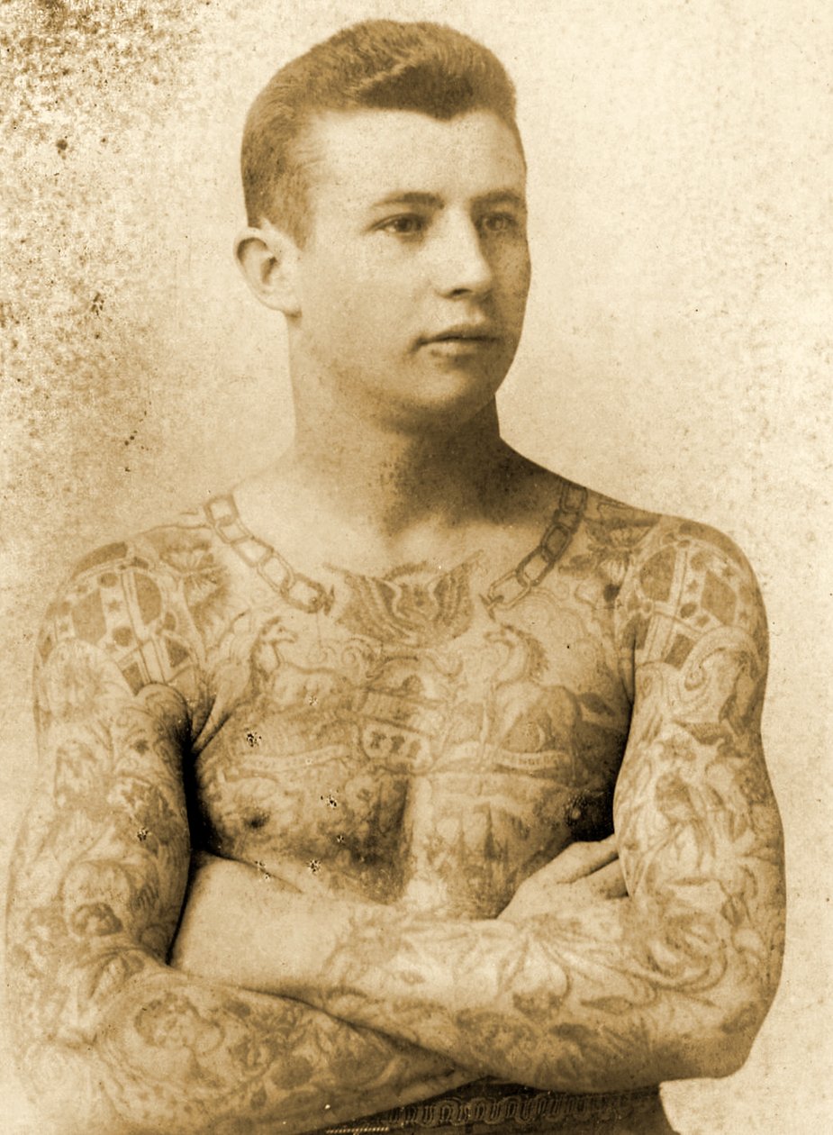 Portret wytatuowanego mężczyzny autorstwa Charles Eisenmann