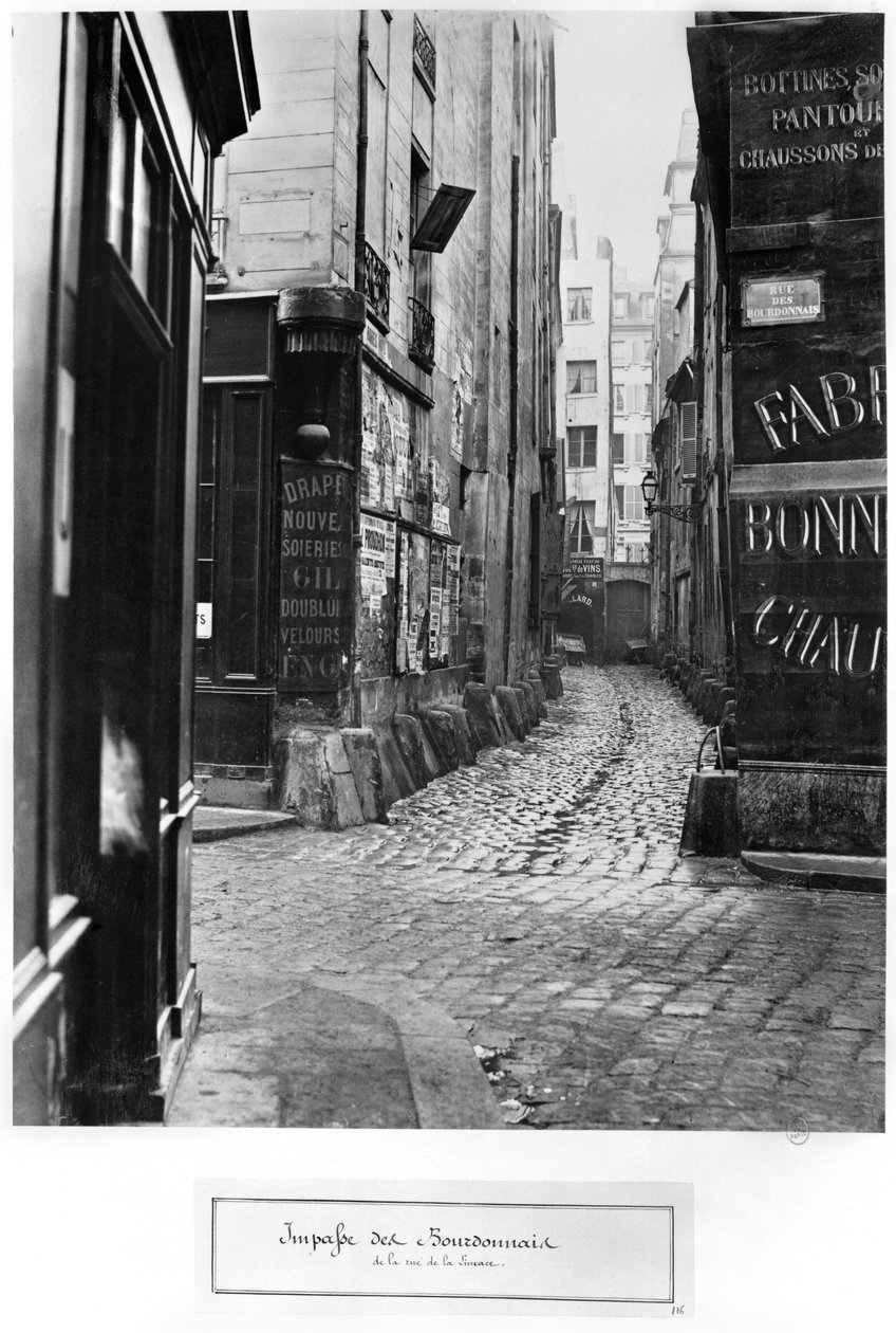 Impasse des Bourdonnais, z rue de la Limace, Paryż, 1858-78 autorstwa Charles Marville