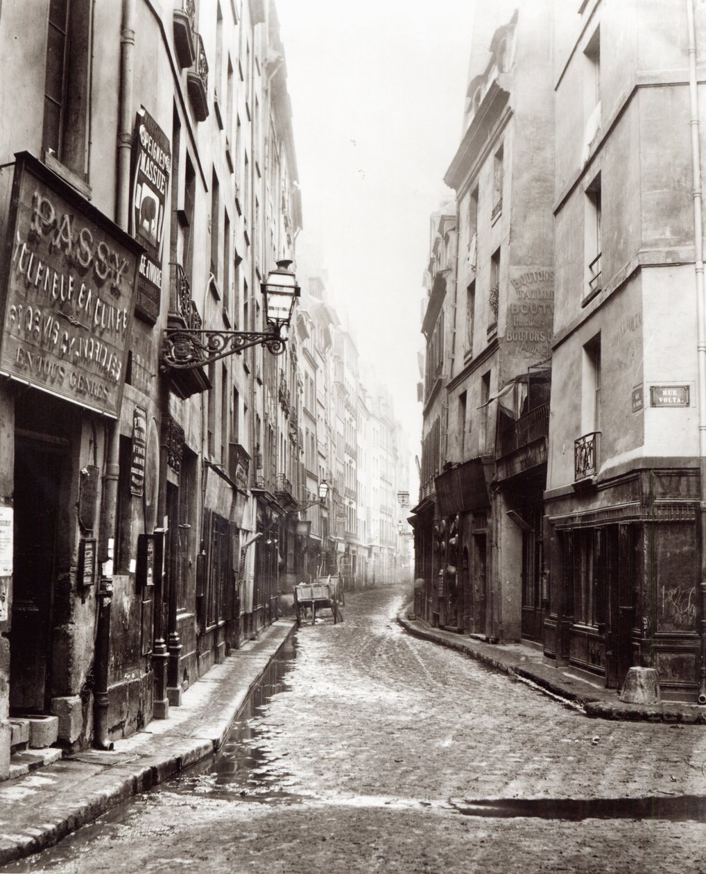Rue Aumaire, od strony Rue Volta, Paryż, 1858-78 autorstwa Charles Marville